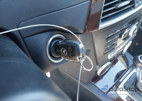 2014 Mercedes-Benz C 250 Sport из США, поврежденный, VIN WDDGF4HB7EA966069